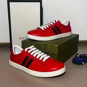 Gucci Sneakers
